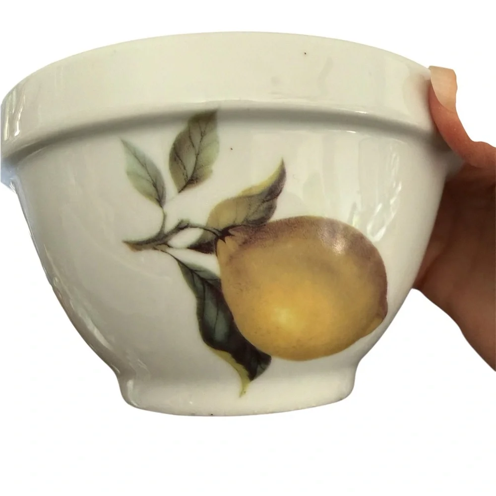 Elegant White Dinnerware Set with Floral Design